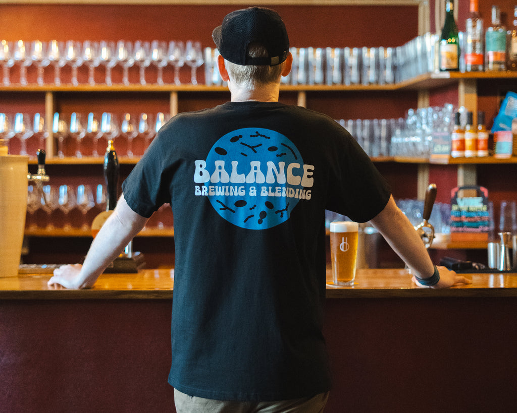 T-shirt - Retro Microbe Design